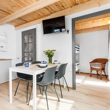 Sloneczna Zatoka 度假居 Slawoszynko